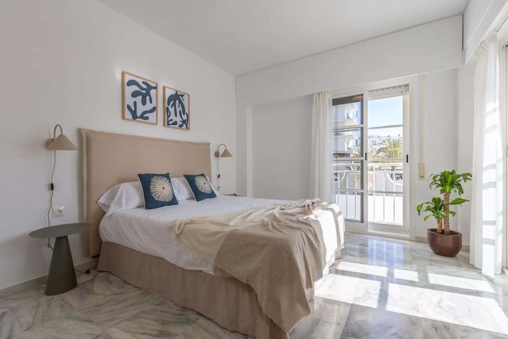 Edén Costa Lago PRIMERA LÍNEA DE MAR Torremolinos Exterior foto