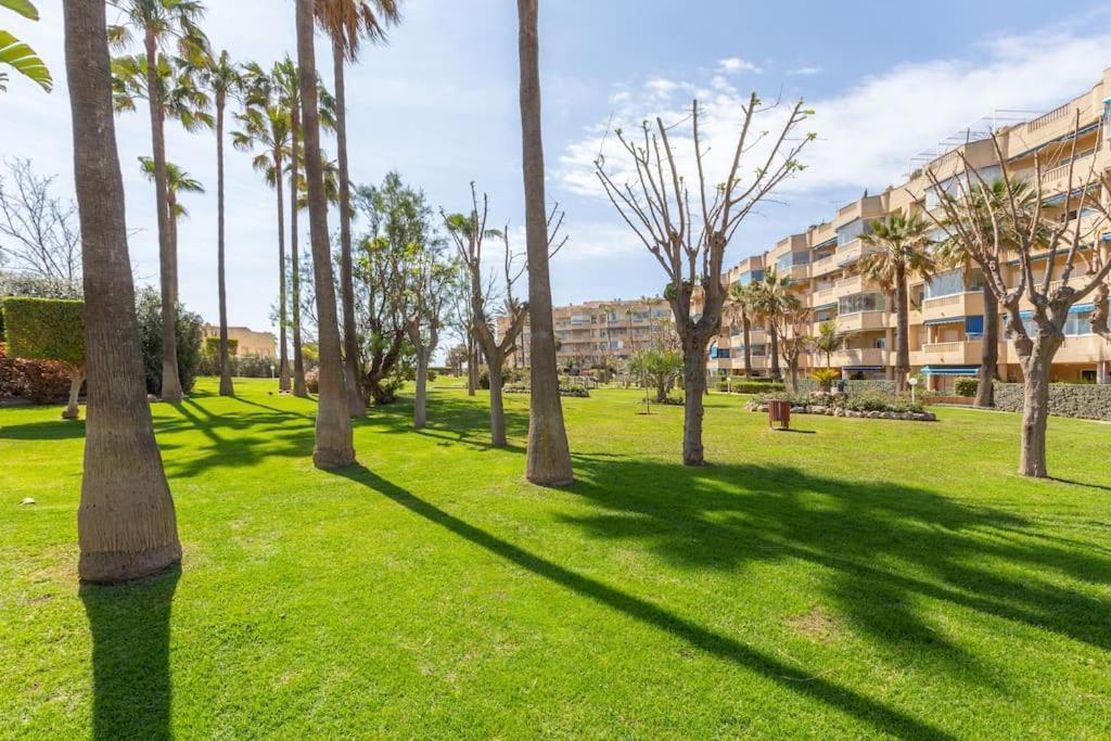 Edén Costa Lago PRIMERA LÍNEA DE MAR Torremolinos Exterior foto