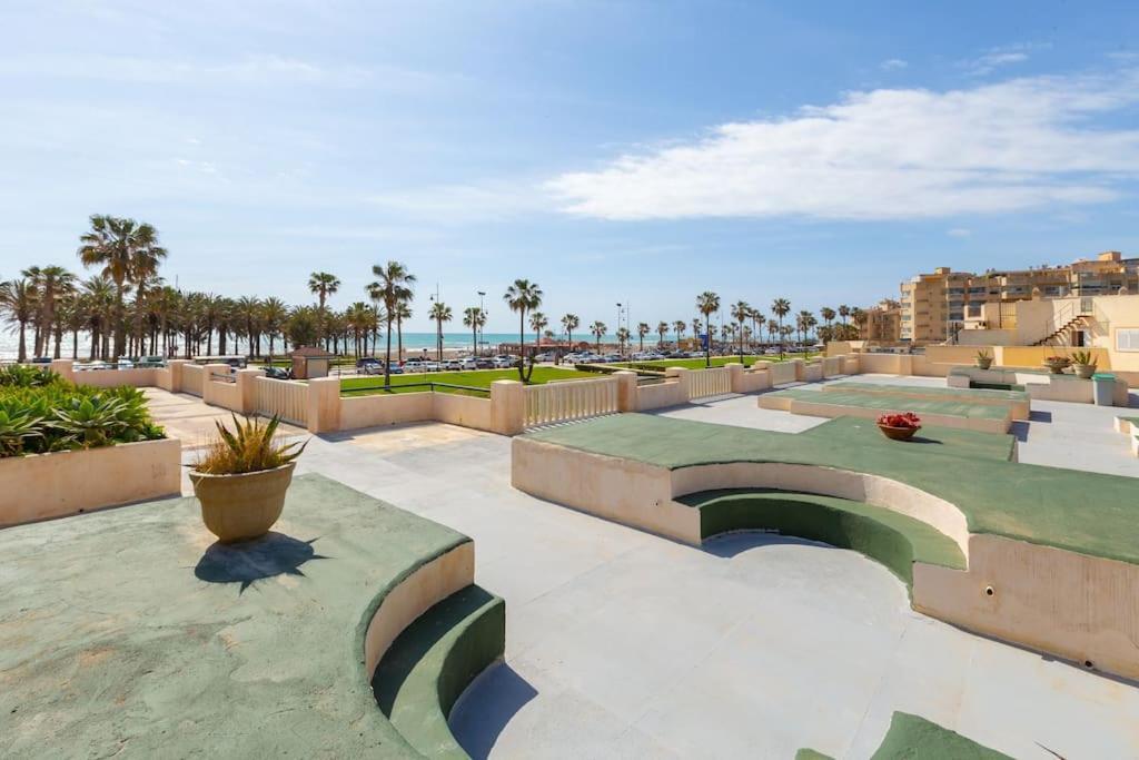 Edén Costa Lago PRIMERA LÍNEA DE MAR Torremolinos Exterior foto